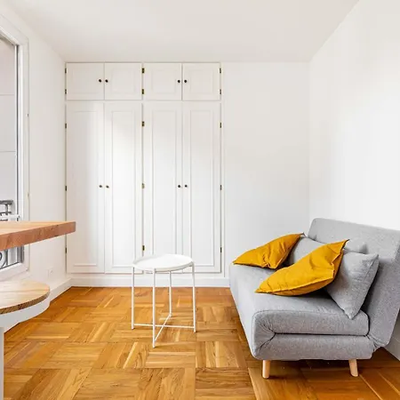 Apartment Guestready - Chic Retreat Near Place De La Nation